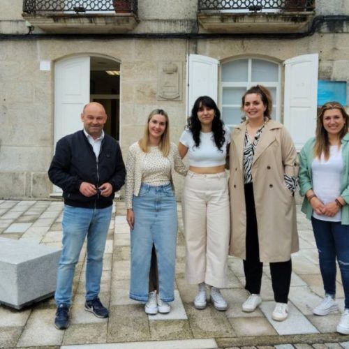 Covelo recibe ás primeiras alumnas  en prácticas do Campus Rural da UVigo