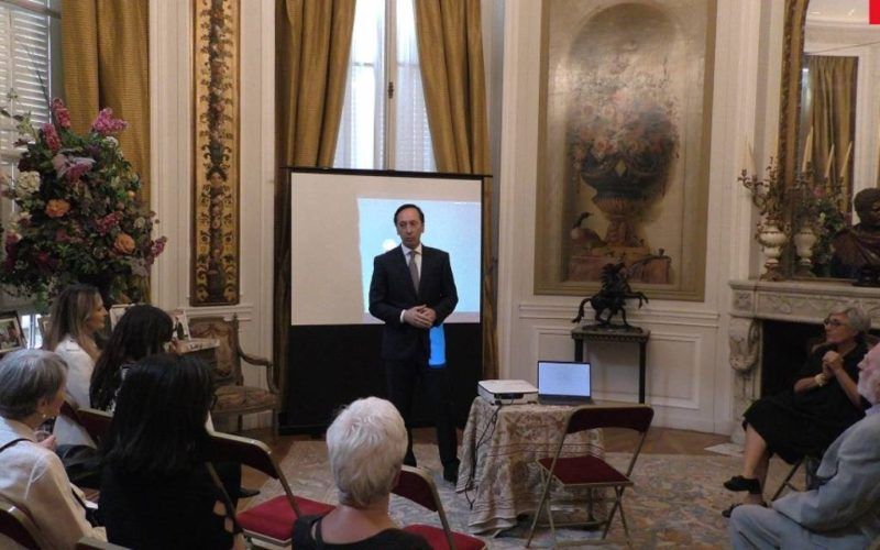 Embaixada de Portugal em França lançou catáogo de autores portugueses