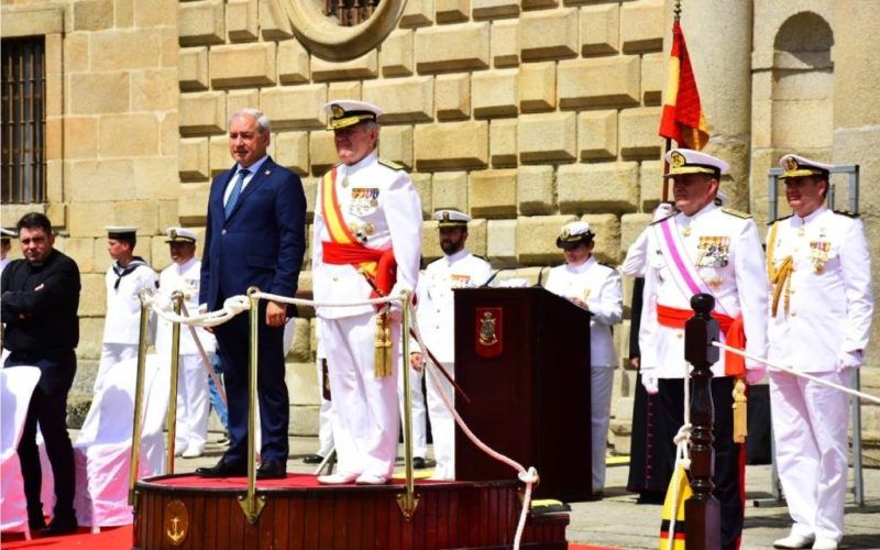 Duascentas persoas xuraron a bandeira civil en Monforte