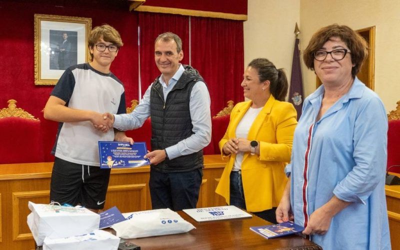 O tudense Rodrigo Buján recibiu o premio do IV Concurso de microrrelatos da Red de Juderías de España