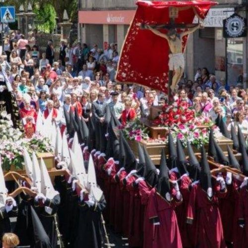 A Cañiza celebra ao Santísimo Cristo da Agonía