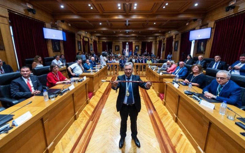 Luís Menor, alcalde do Pereiro de Aguiar, novo presidente da Deputación de Ourense