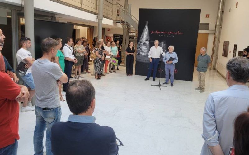 Exposición fotográfica “Pulpeiras e familia” en Ourense