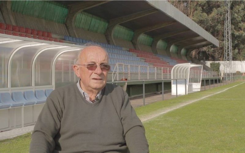 Concello homenaxea ao presidente da S.D. Salvaterra co seu nome no Estadio Municipal