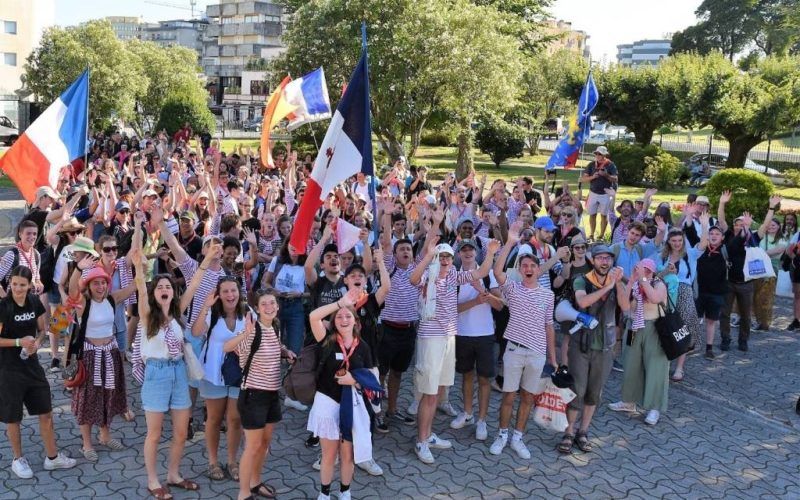 Jovens Franceses Preparam Jornada Mundial da Juventude em Valença
