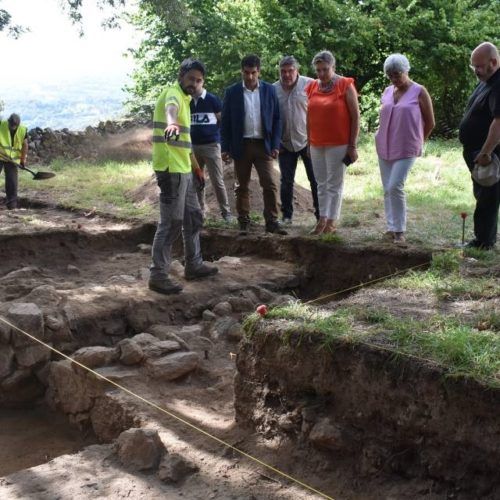 Sondaxes arqueolóxicas no mosteiro de san Xoán de Camba en Castro Caldelas