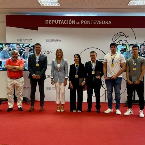 Deputación de Pontevedra homenaxea aos campións mundiais xuvenís de balonmán