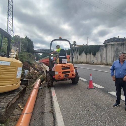 O Porriño avanza no saneamento da parroquia de Budiño