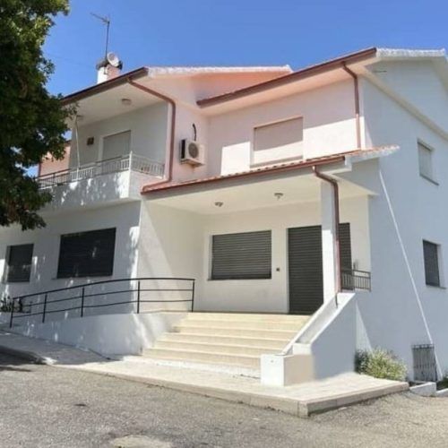 Finalizan as obras de mellora nas casas culturais de Salvaterra