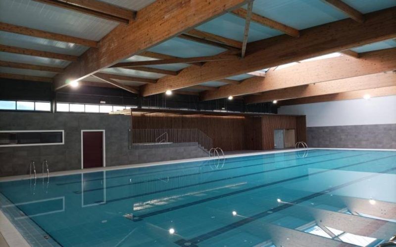 Aberto prazo de matriculación da piscina climatizada da Cañiza