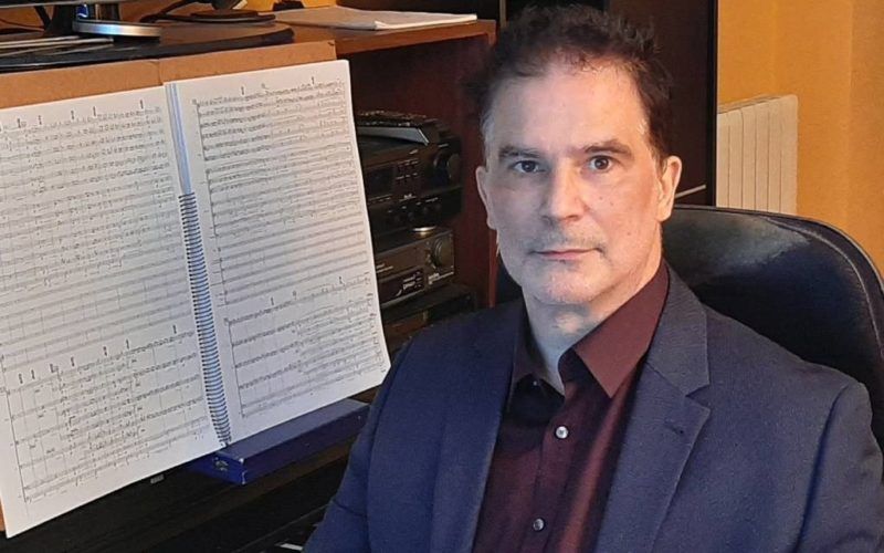 “A música e a narrativa poden chegar a mover conciencias”