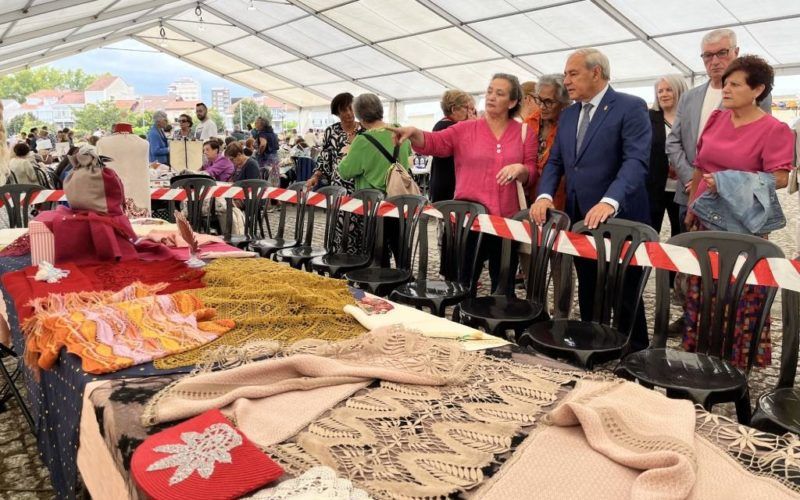 Xuntanza de palilleiras en Monforte