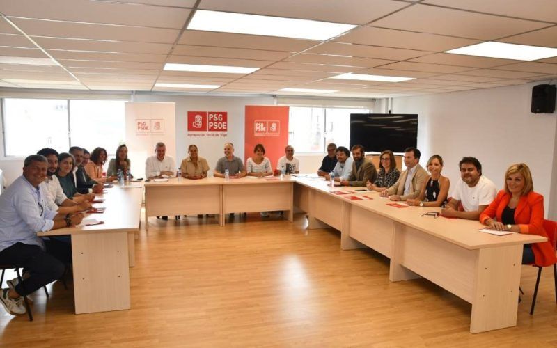 PSOE Pontevedra sae ao paso das críticas do presidente da Deputación pola anterior xestión económica