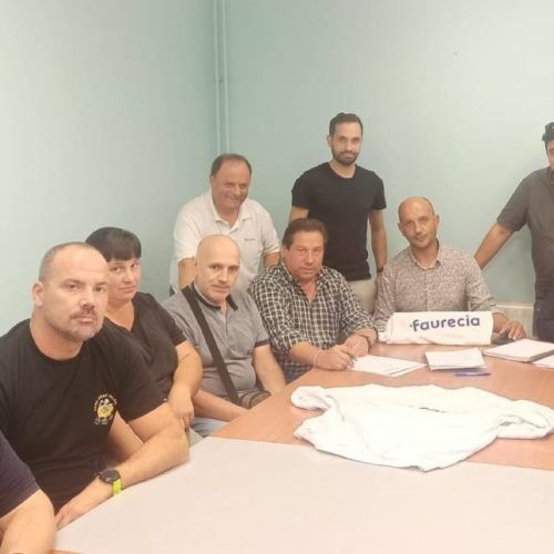 Alcalde do Porriño solidarízase cos traballadores da empresa Faurecia