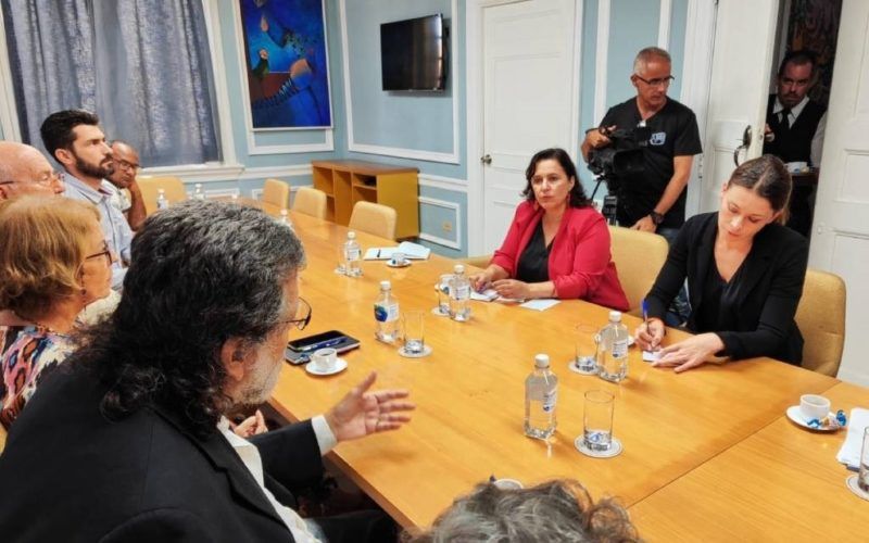 Ana Miranda (BNG) denuncia en Cuba un bloqueo “tan longo e inxusto”