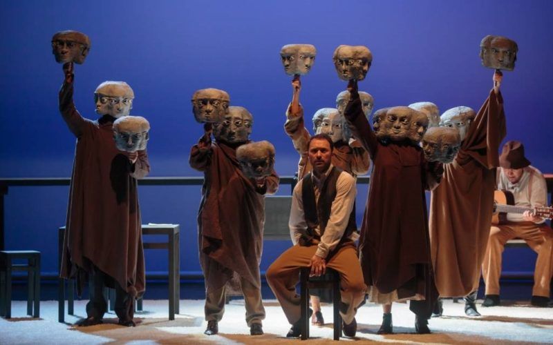 Teatro en Monforte con Contos Arraianos, da compañía Sarabela