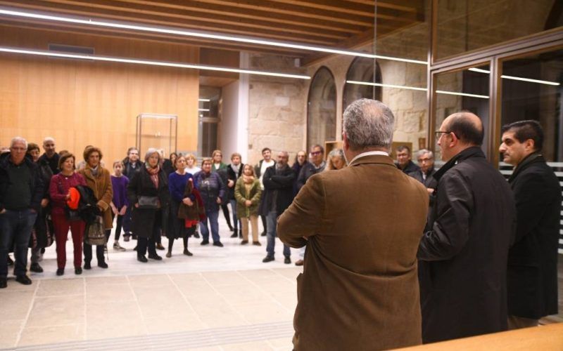 ‘A cidade de Ourense nos seus documentos’ retrata a vida urbana desde a Idade Media