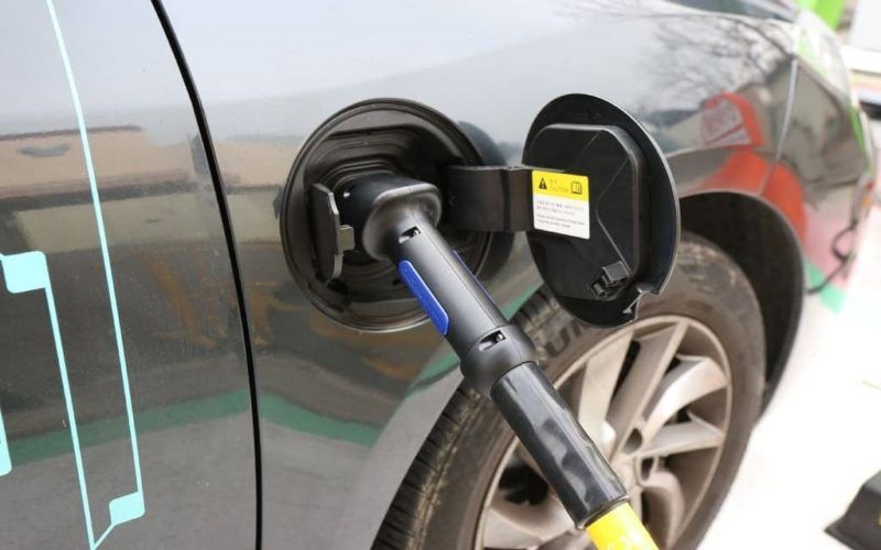 Ponteareas aspira instalar catro puntos de recarga para vehículos eléctricos