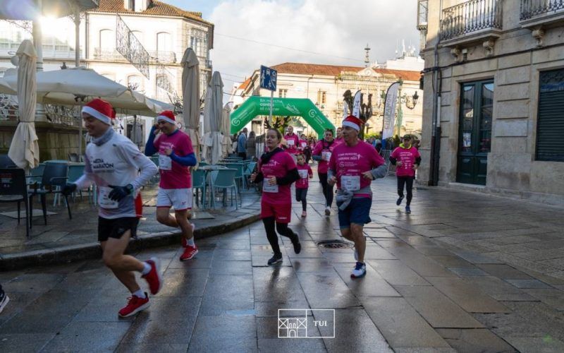 1.200 tudenses participaron na San Silvestre Solidaria