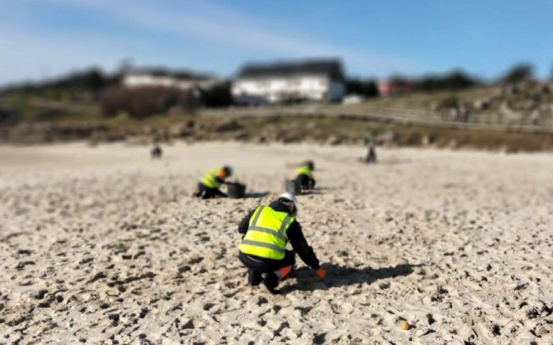 A Xunta de Galicia constata que “é posible” recoller os sacos de pellets en Alta Mar