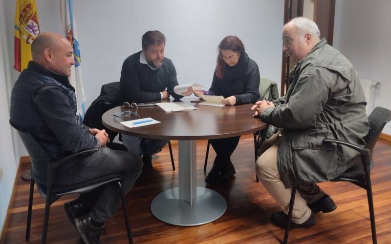 En marcha a humanización da praza da Ermida no Covelo
