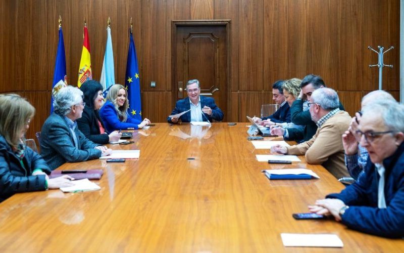 A Deputación de Ourense destina preto dun millón de euros á cooperación cos concellos