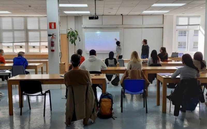 Acción formativa contra condutas aditivas na Cañiza