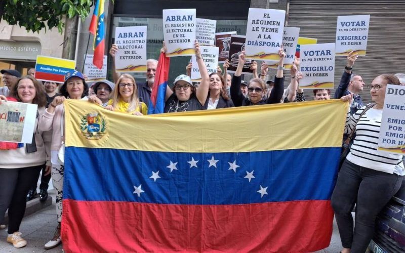 A diáspora venezolana esixe en Vigo votar nas súas eleccións presidenciais