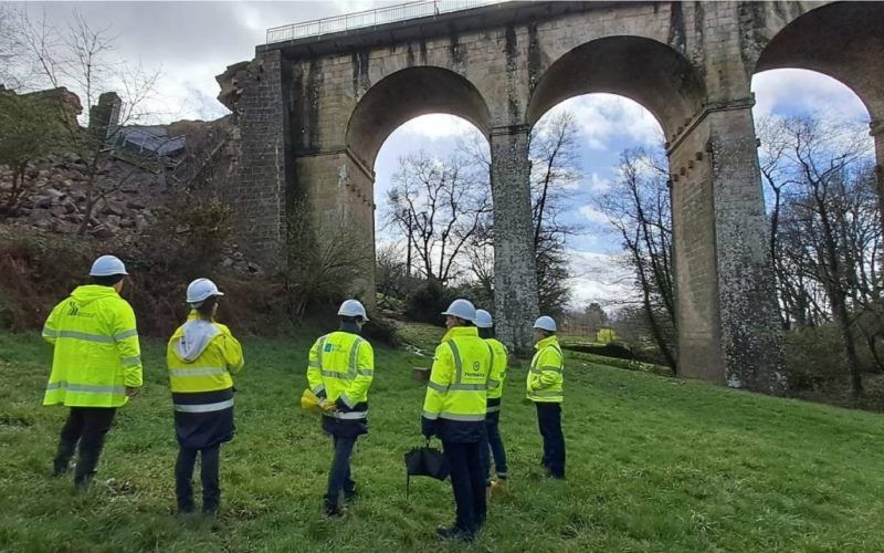 Reconstrución do estribo danado na ponte de Xunqueira de Espadanedo