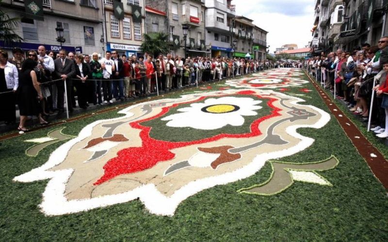 O Ateneo Amado Garra amosa a súa preocupación polo impacto sobre as alfombras do novo valado adquirido polo Concello de Ponteareas