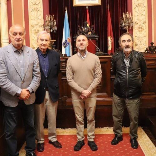 O alcalde recibiu á directiva do Liceo de Ourense