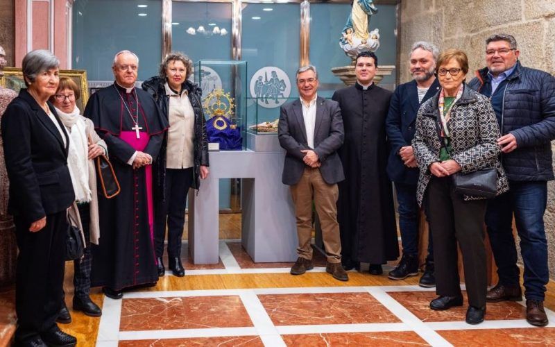 Unha exposición amosa a devoción popular á Virxe dos Remedios caldelá