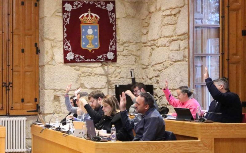 A oposición ponteareán fai fronte común da contra Nava Castro
