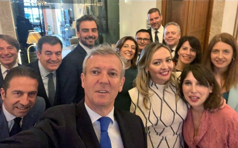 Rueda ‘rexuvenece’ a Xunta