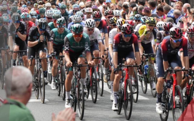 Charla sobre La Vuelta Ciclista ao seu paso por Lugo
