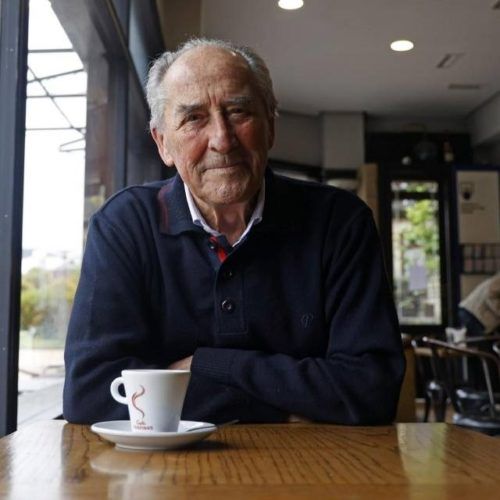 Mondariz acolleu unha charla de Xosé Fortes Bouzán, coronel da democracia