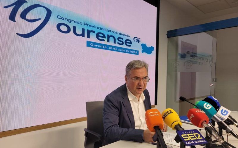 Luís Menor presenta candidatura á presidencia do Partido Popular de Ourense