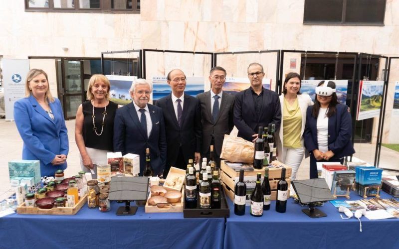 A Deputación de Ourense promóvese no Centro Cultural de China en Madrid