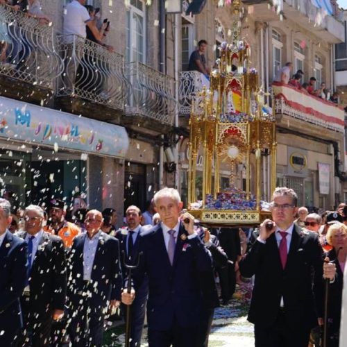 Ponteareas en Común denuncia o “despilfarro” de máis de 300.000€ no Corpus