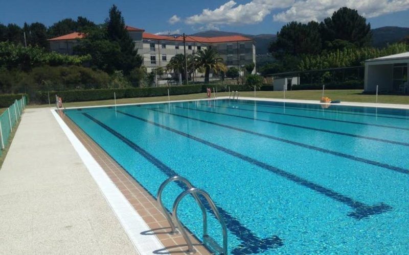 A piscina municipal de Arbo inicia a súa tempada de verán