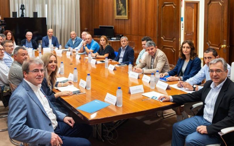 A Deputación de Ourense activa a comisión político-técnica para o transporte metropolitano