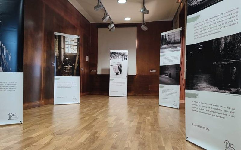 Salceda acolle a exposición “Olladas sen receos, a pobreza non se elixe”