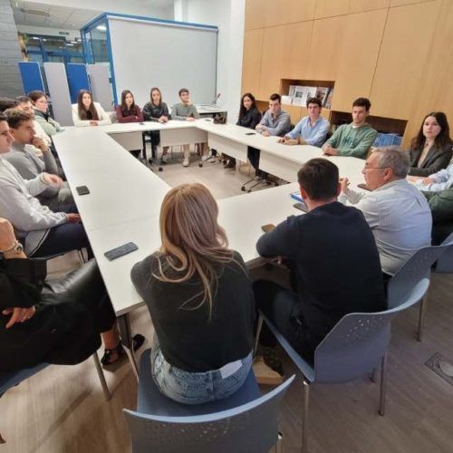 Novas Xeracións do PP de Ourense presentan o programa “Escoitando para medrar”