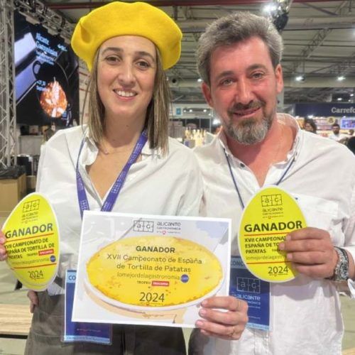 I Campionato de Tortilla de Patacas de Galicia e simposio en Ourense