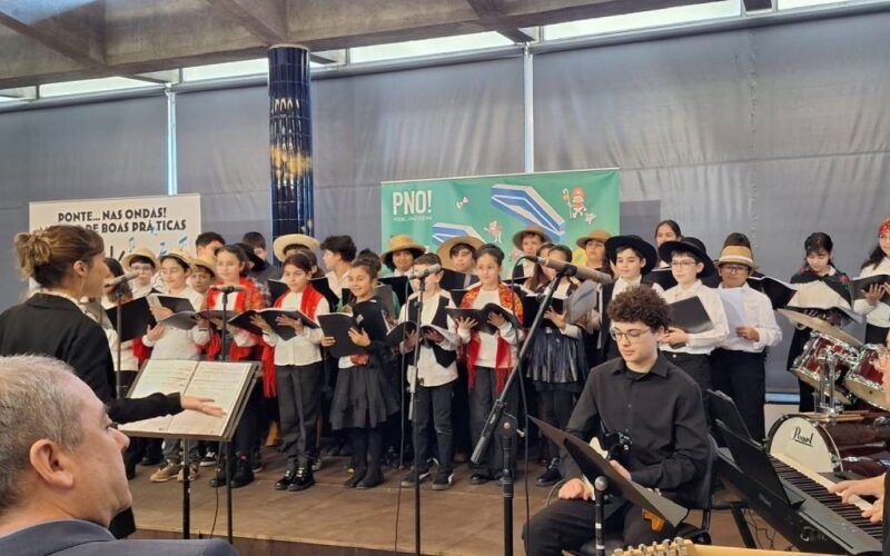 Unha homenaxe por 30 anos a prol do patrimonio inmaterial compartido galego-portugués
