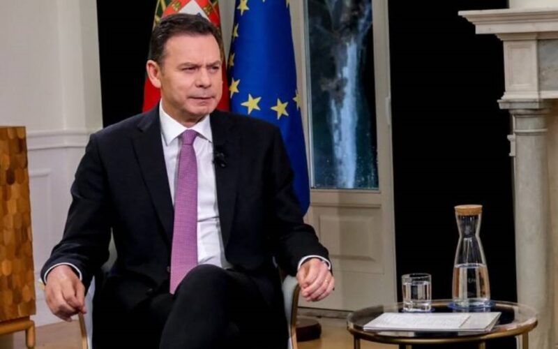 Portugal irá as súas terceiras eleccións en tres anos