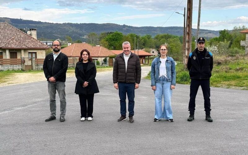 A Cañiza mellora as pistas municipais