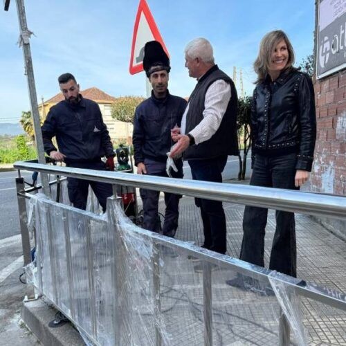 Seguridade peonil entre a Avenida Castelao e a rúa Braña