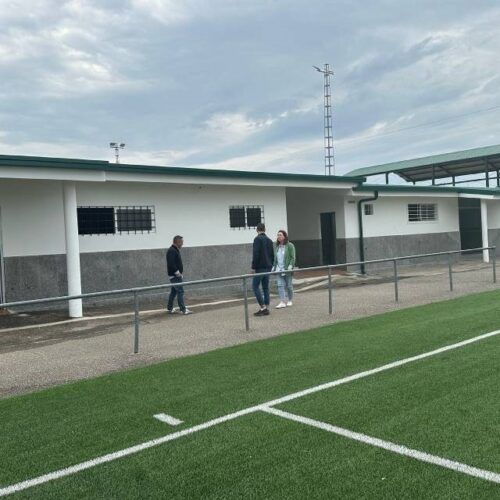 Mellorados os vestiarios deportivos do Casal en Salvaterra