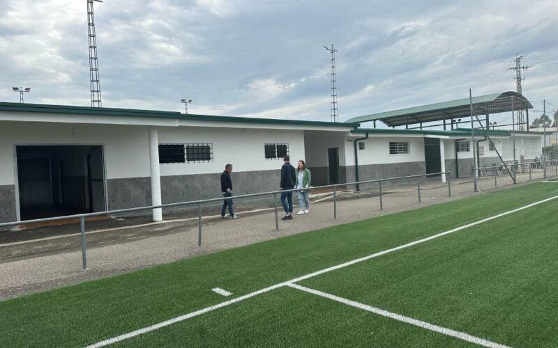 Mellorados os vestiarios deportivos do Casal en Salvaterra